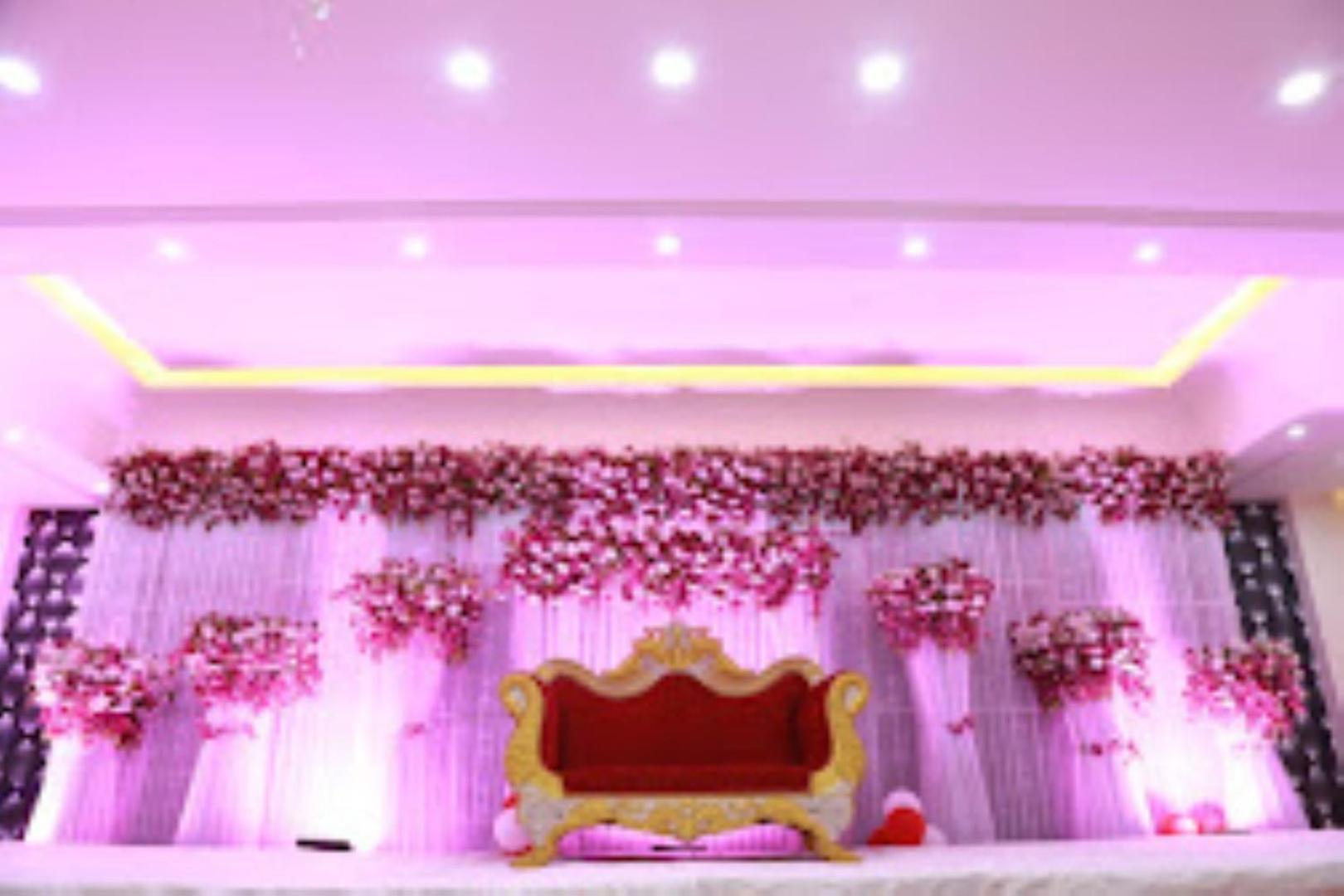 Guru Dev Palace Hotel & Lawn,Ayodhya Exteriör bild